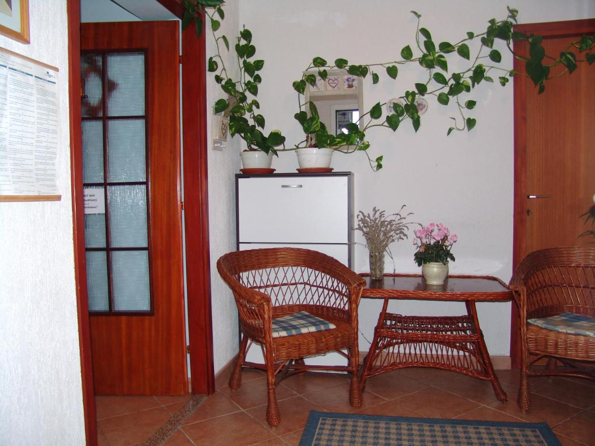 Apartments Bozica Krk Town Exterior photo